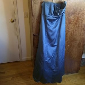 Beautiful David's Bridal Floor Length Gown